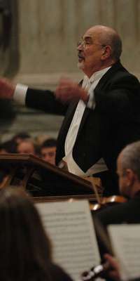 Paul Salamunovich, American choral director (Los Angeles Master Chorale) and film conductor (Dracula), dies at age 86